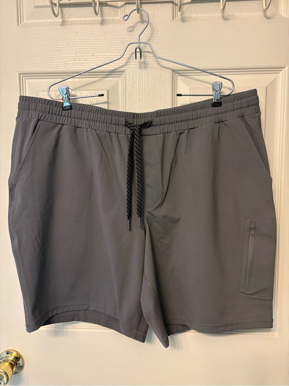 NWT Men’s Mondetta Outdoor Project Active Shorts Stretch XXL Gray